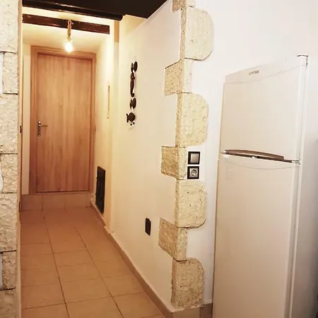 House Of Stone - 2.5km From Nidri Vlikhón